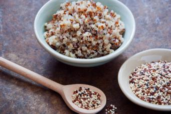 quinoa-in-dry-and-cooked-forms